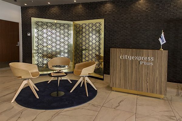 City Express Plus By Marriott Cancun Aeropuerto Riviera Bagian luar foto